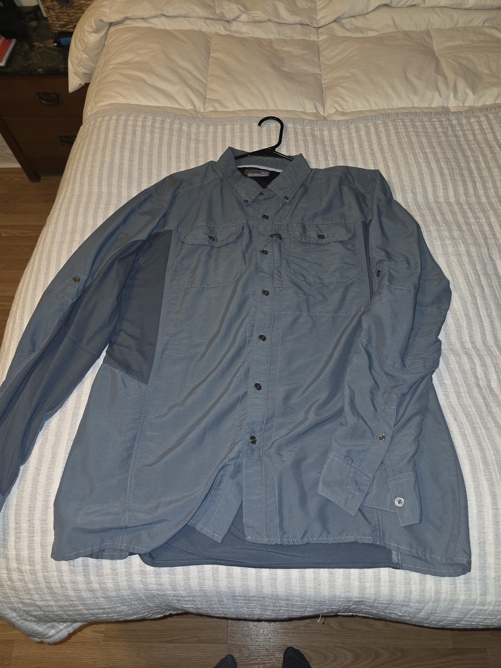 Men's Wrangler Lightweight Button-Up Shirt in Charcoal Size Large